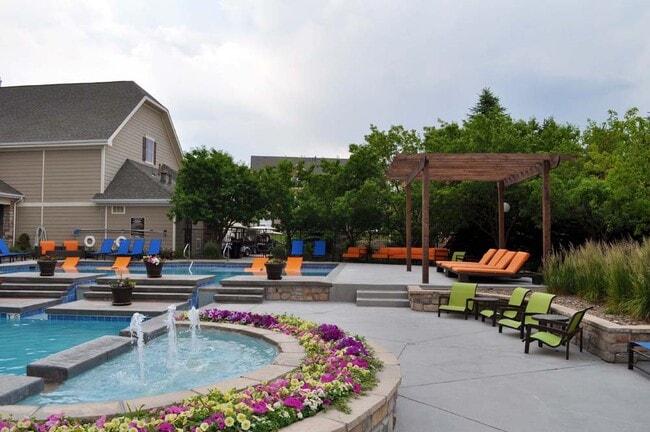 Photo - The Retreat at Park Meadows Apartments