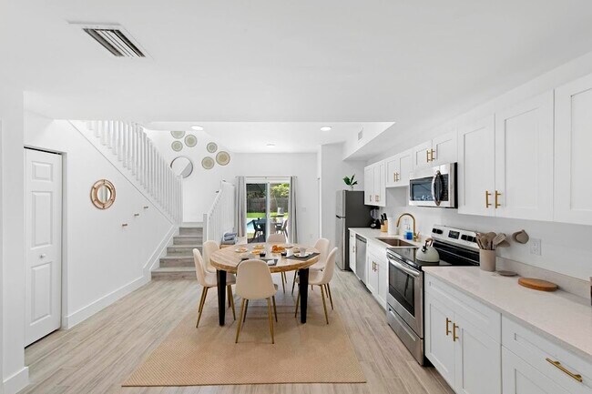 Photo - 5127 NW 5th Ave