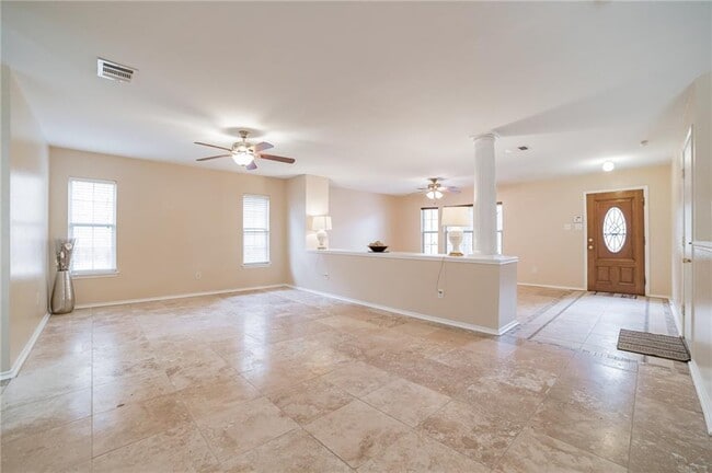 Photo - 11228 Pickard Ln