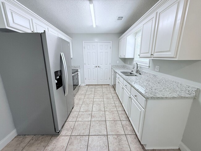 309 Eagle Pointe Dr