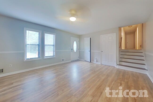Photo - 134 Little Brook Dr