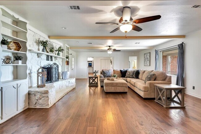 Photo - 20959 E County Road 160