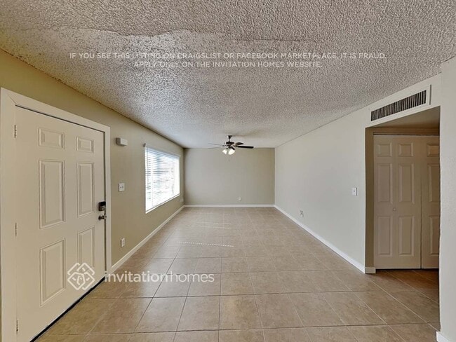 Photo - 2022 W Windrose Dr