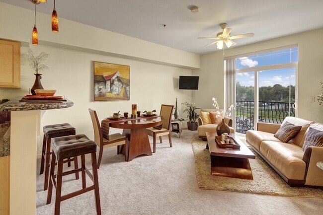 Building Photo - Park Plaza II