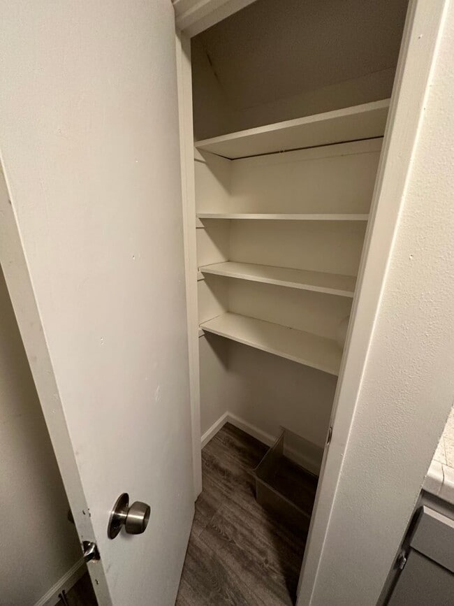 Photo - Cozy 2 Bedroom unit with community pool!