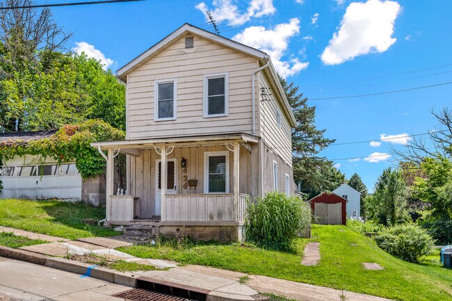 Photo - 424 Worthington St