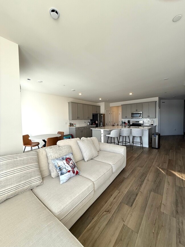 Photo - 5963 Hawkweed Dr