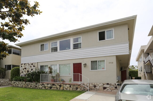 Photo - 313 S Doheny Dr
