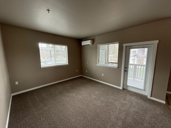 Photo - 4261 Hawthorne Ave NE Unit 217