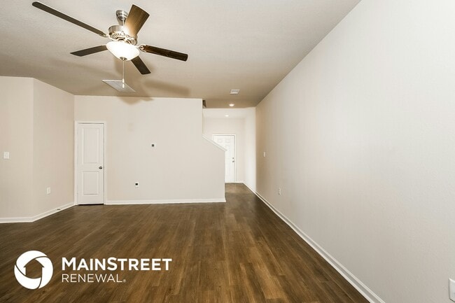Photo - 630 Clover Cir