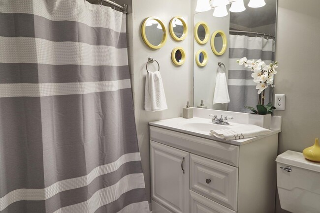 Photo - Mansion House