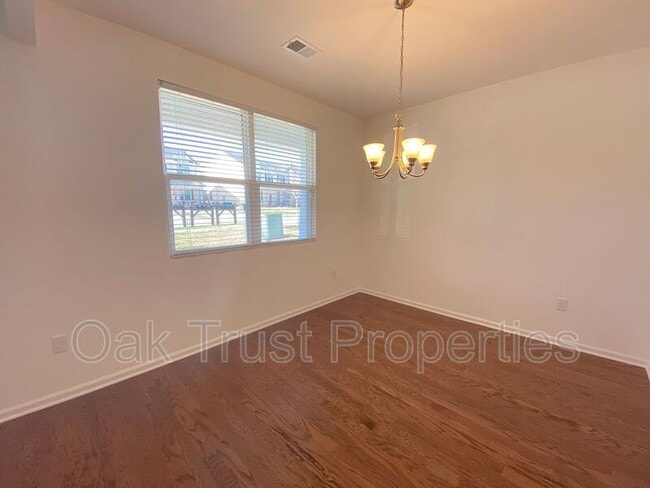 Photo - 9139 Parlor Dr