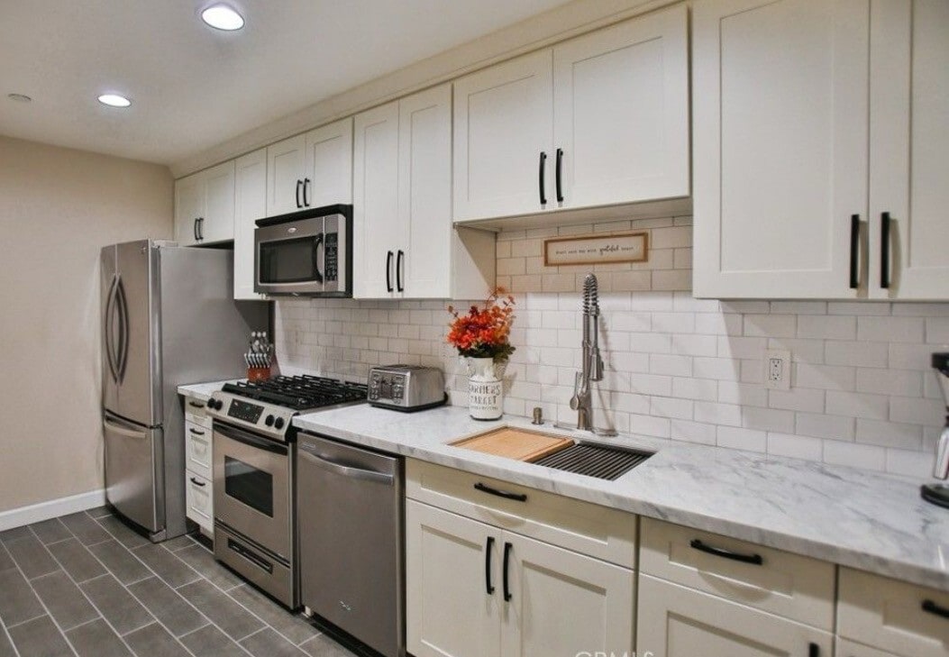 Photo - 17168 Newhope St (Fountain Valley, CA)