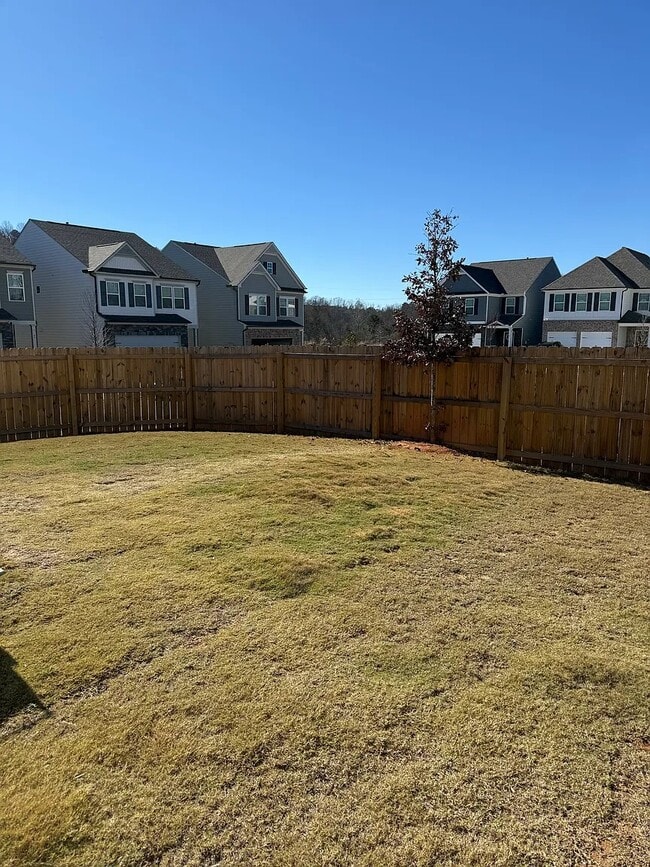 Photo - 9 Pineview Dr