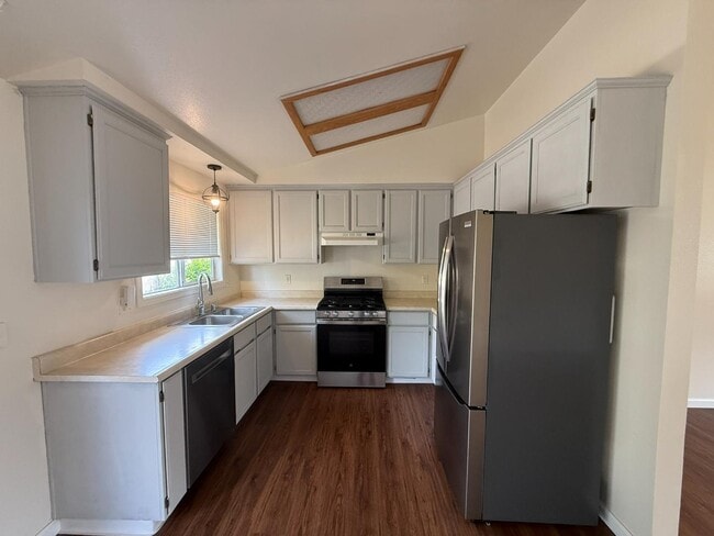 Photo - 1060 Coach Way McKinleyville - Coach Way Unit A