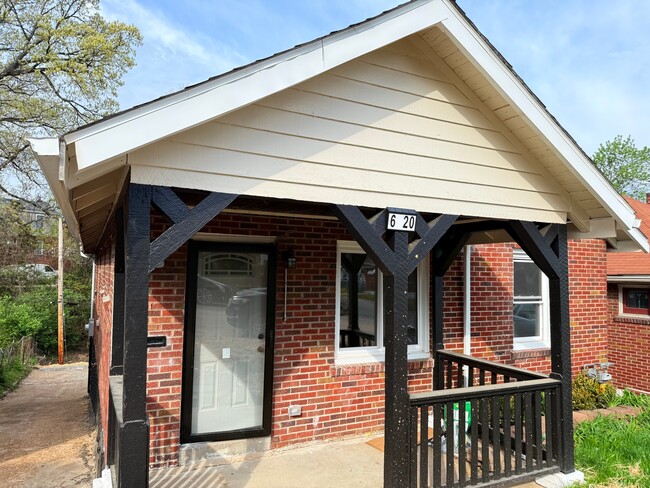 Photo - 6620 Barr St