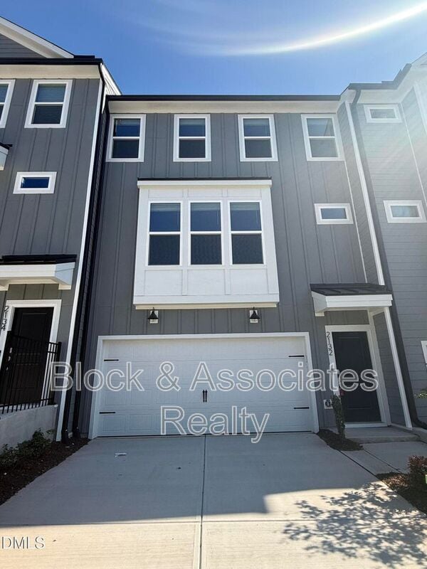 Building Photo - 2132 Grouse Ski Cir