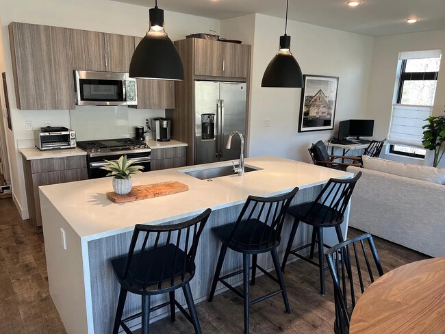 Photo - 930 Blue River Pkwy Unit 721