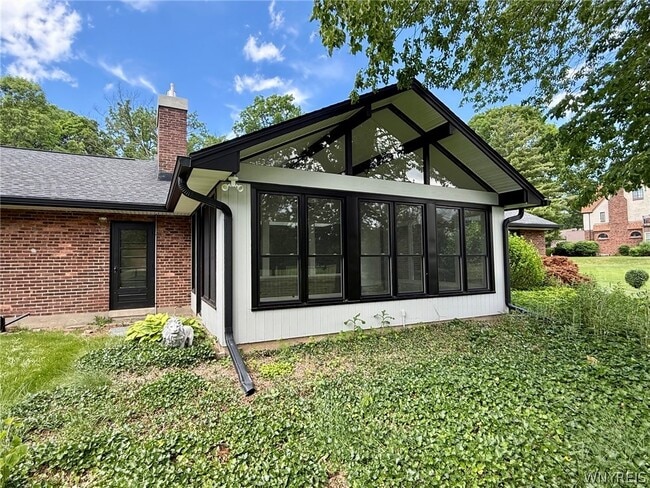 Photo - 5125 Forest Rd