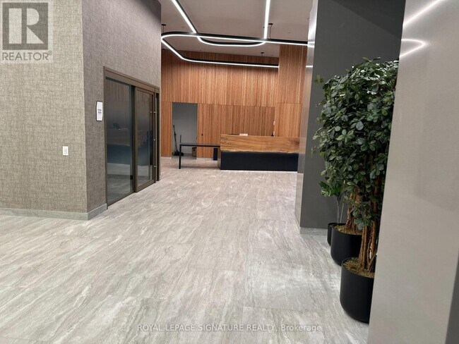 Photo - 2485 Eglinton Ave W Unité 1123