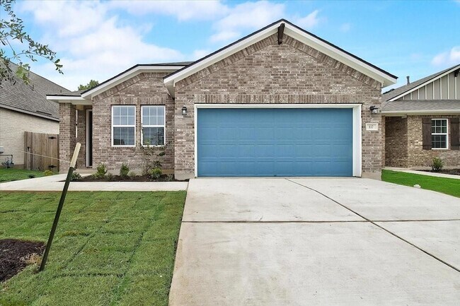 Photo - 117 Lacey Oak Lp