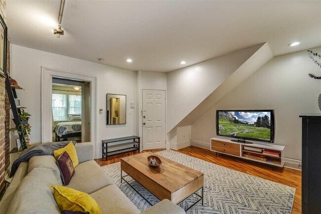 Photo - 138 Garden St