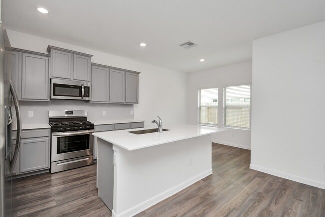 Photo - 15851 Bremore Dr