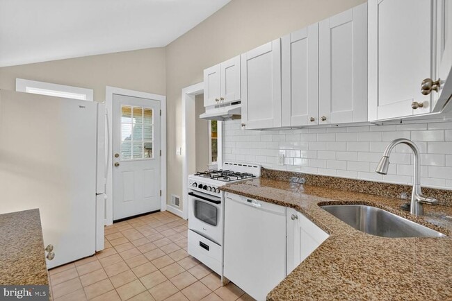 Photo - 3629 22nd St N