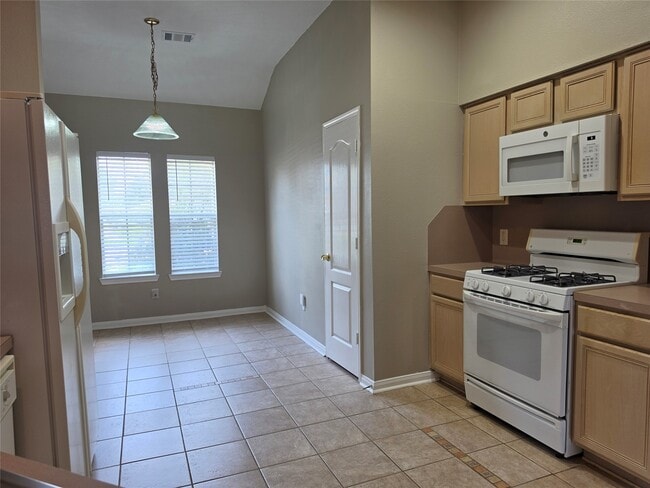 Photo - 7002 Plaza Del Sol Dr
