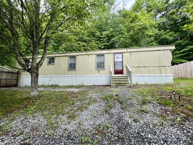 Building Photo - 62 Mandalay Dr