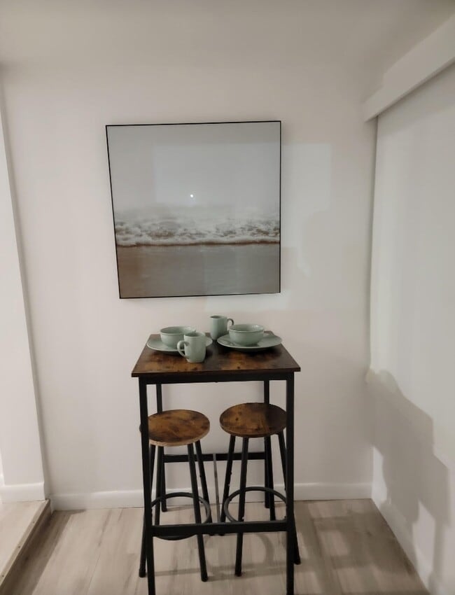 Photo - 168 Unit 1-A