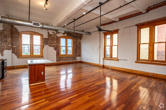1BR, 1BA - 1,398SF - Unit 308 - Living Room