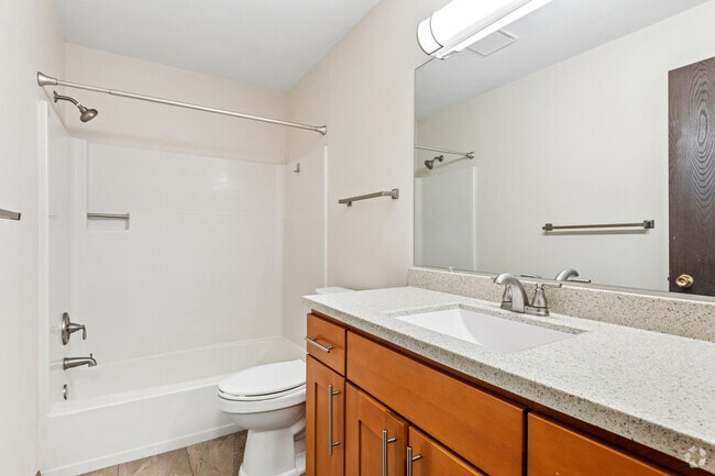 2BR, 1BA - 850SF - Bathroom