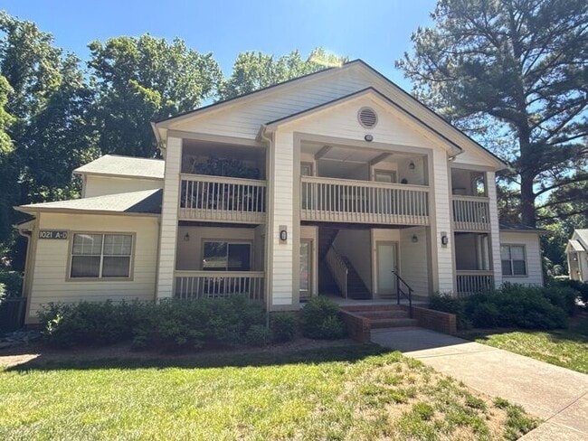 Building Photo - T.R. Lawing Realty Property