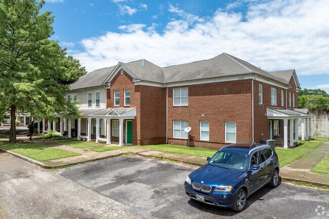 Photo - Brentwood Parc