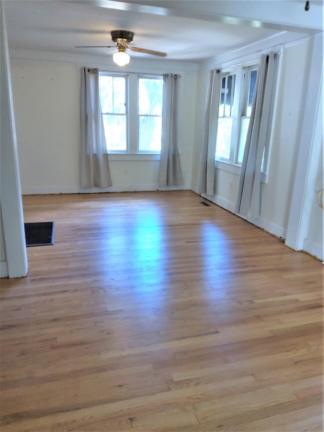 Photo - 18 Apollo Rd