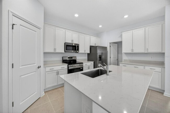 Photo - 3078 Armstrong Ave