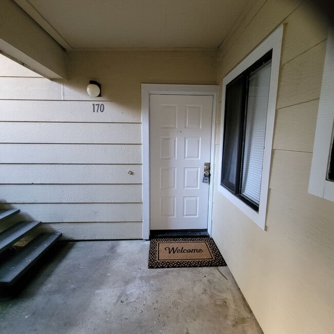 2 Bedroom, 2 Bathroom Condo for Rent in Ma... - 2 Bedroom, 2 Bathroom Condo for Rent in Ma...