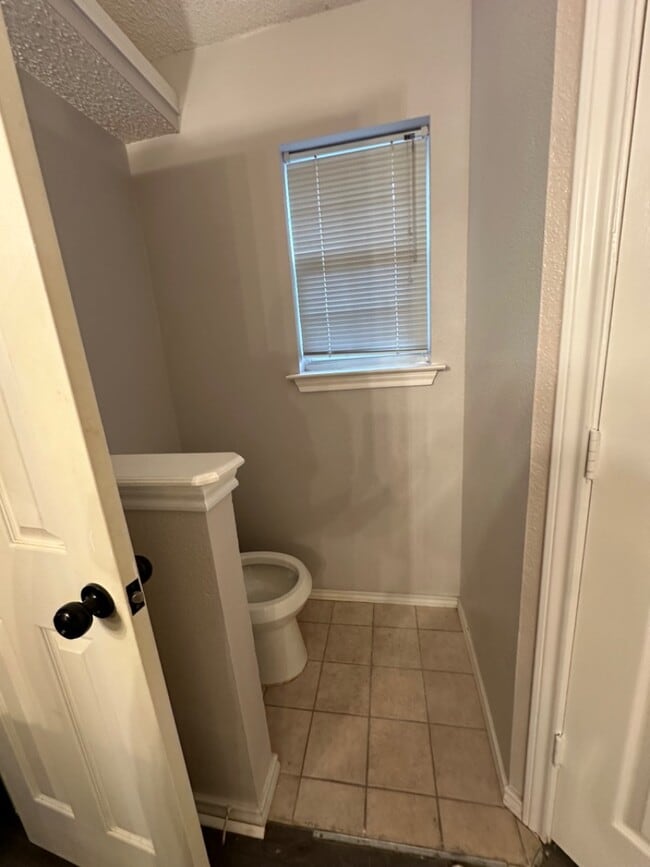 Photo - 2811 Mediterranean Ave