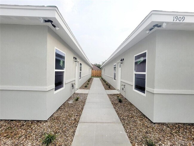 Photo - 10 Davenport St Unit 3