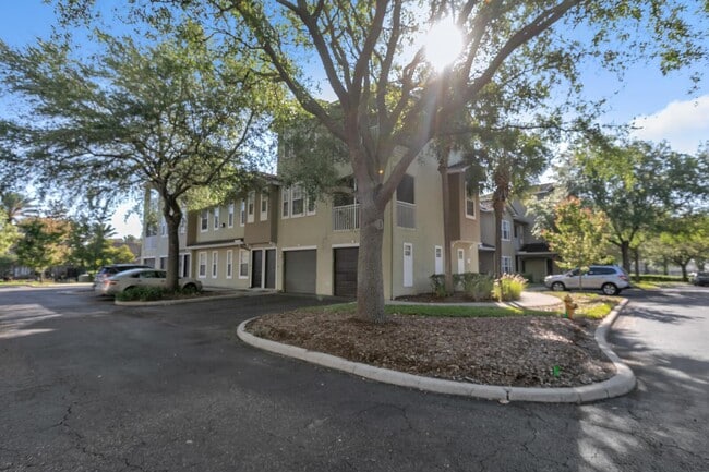 Photo - 10075 Gate Pkwy N