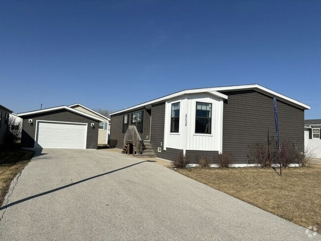 Building Photo - 25638 Baltusrol Dr Rental