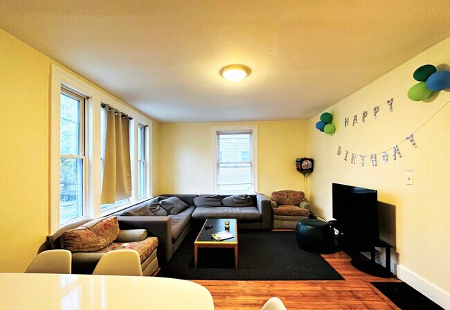 Photo - 20 Wadsworth St