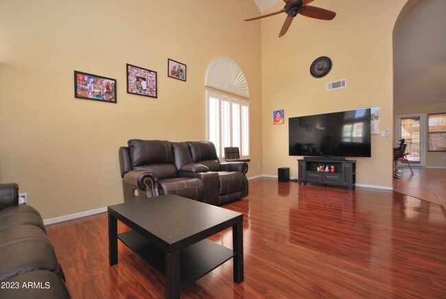 Photo - 1227 E Glenhaven Dr