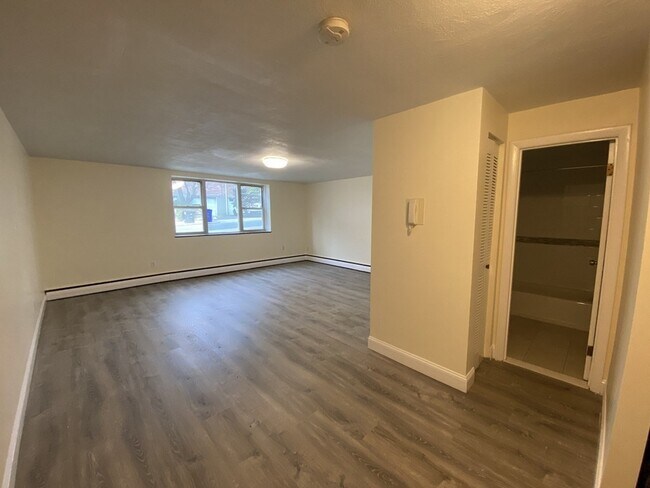 Photo - 217 Kent St Unidad 7