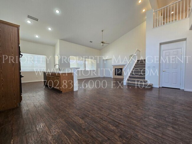 Photo - NORTHWEST BEAUTY! 3 Bed + Loft + Den! NEW PAINT/CARPET!