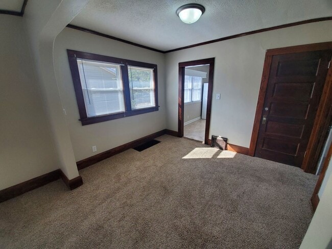 Photo - 2 bedroom, 1 bathroom with 1 car garage!