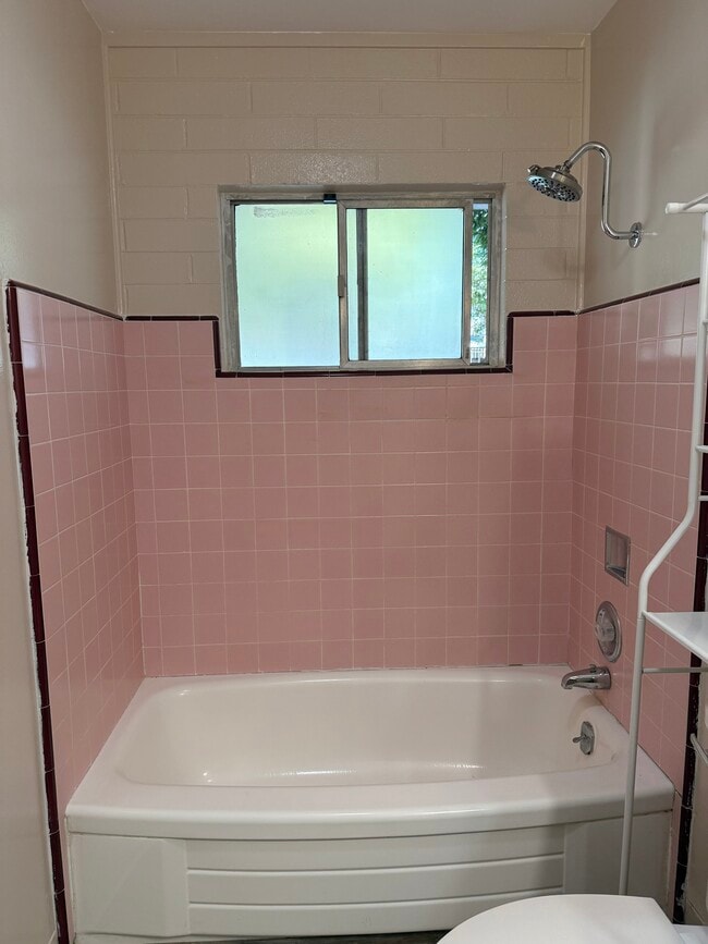 Photo - 1332 Thompson Ave