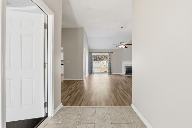 Photo - 10 Chamois Ct