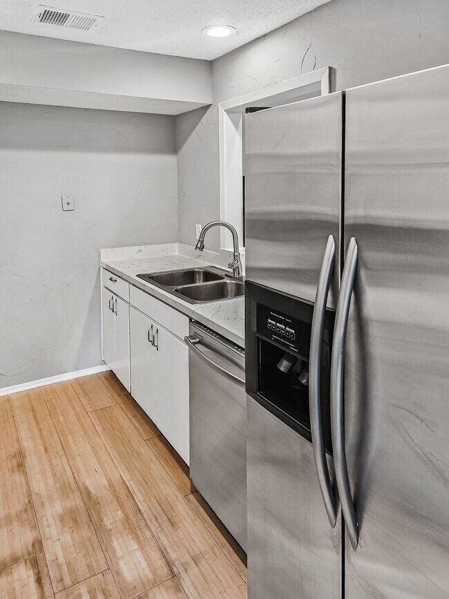 Photo - 2612 San Pedro St